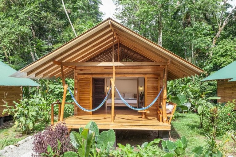 10 Costa Rica Bungalows on the Beach for a Tropical Vacation