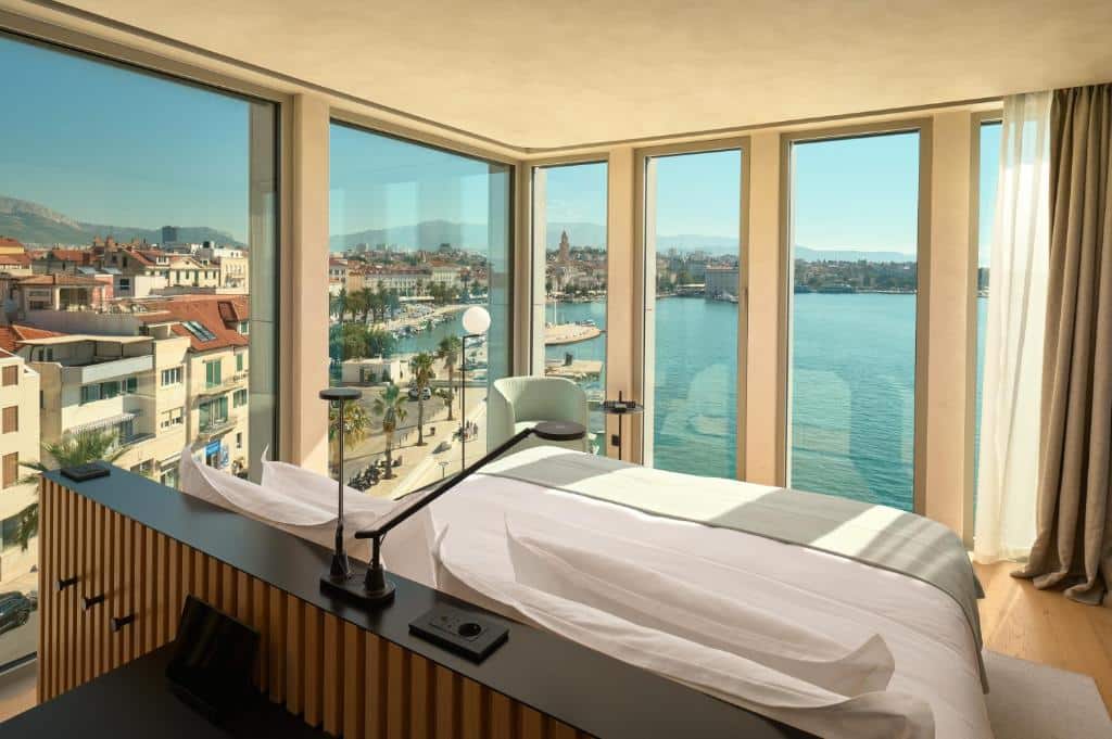 Hotel Ambasador - Best Luxury Hotels Croatia
